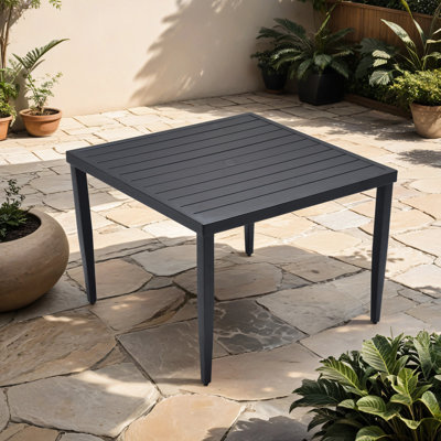 Table de salle à manger de patio en aluminium 40 po x 40 po - Noir braise, légère, rouille, antidérapante d'extérieur contemporaine, style moderne