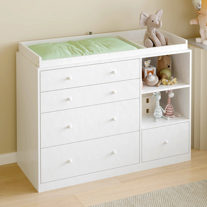 Versatile Changing Table With Ample Storage