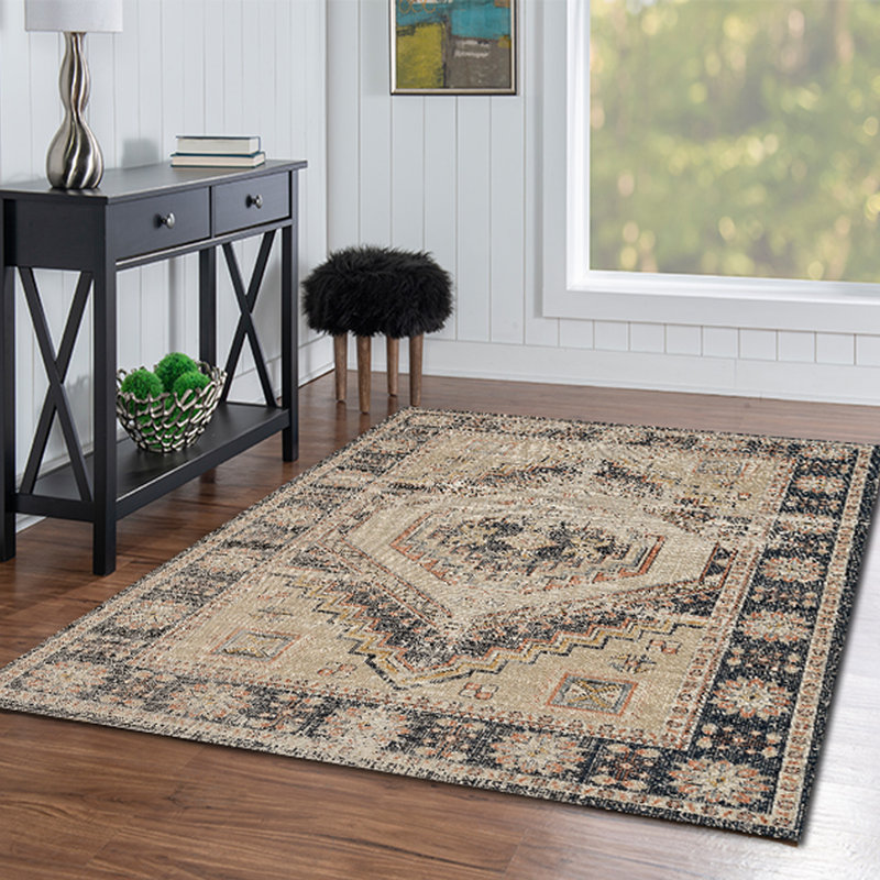 Ambrah Oriental Indoor Rug, Rectangle 5' x 7'6"