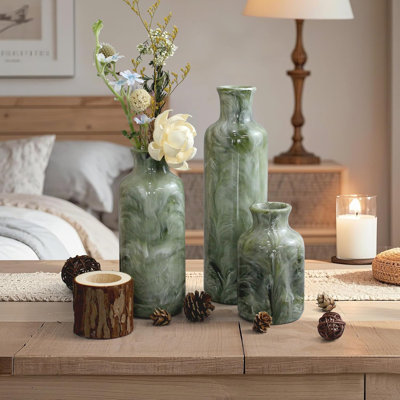 Ensemble de 3 vases en résine, vert
