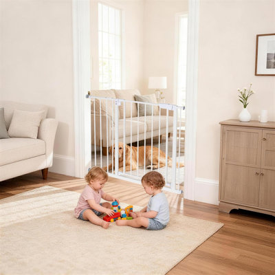 Indoor Adjustable Metal Safety Gate, Doorway Pet Barrier & Baby Isolation Fence