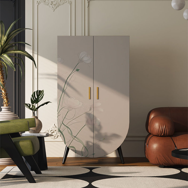 Garde-robe en bois massif de style français