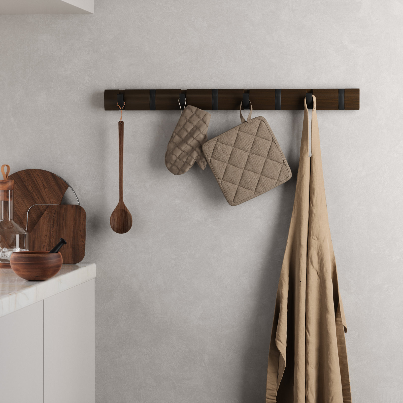 Ainikki 8 - Hook Solid Wood Coat Rack, Black/Walnut