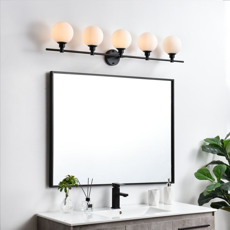 Éclairage pour meuble-lavabo à intensité variable Carmie, Noir, 5 lumières