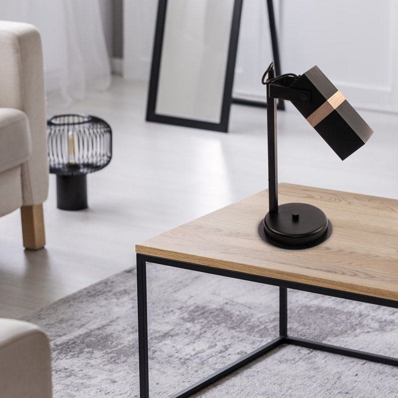 Finlaw Desk Lamp
