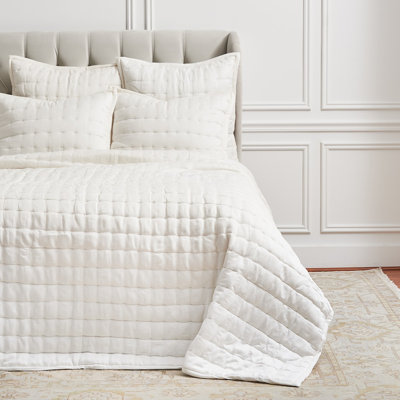 Nathanson White Standard Cotton Reversible Quilt