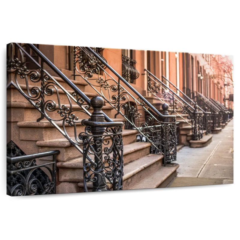 Escalier Lilie NYC, H 16 po x l 24 po