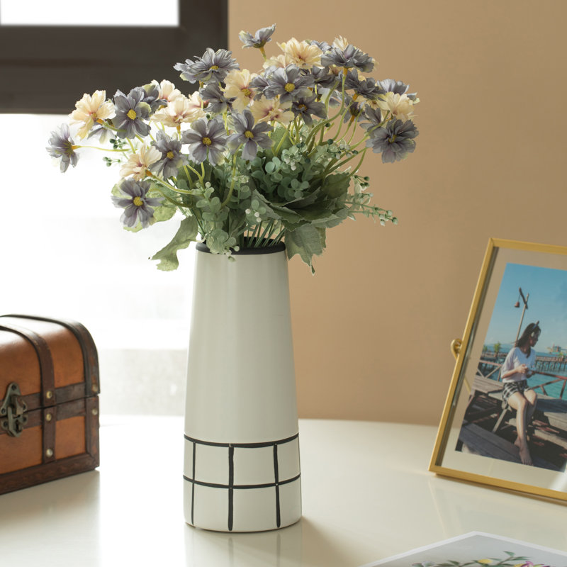Vase de table en céramique blanc