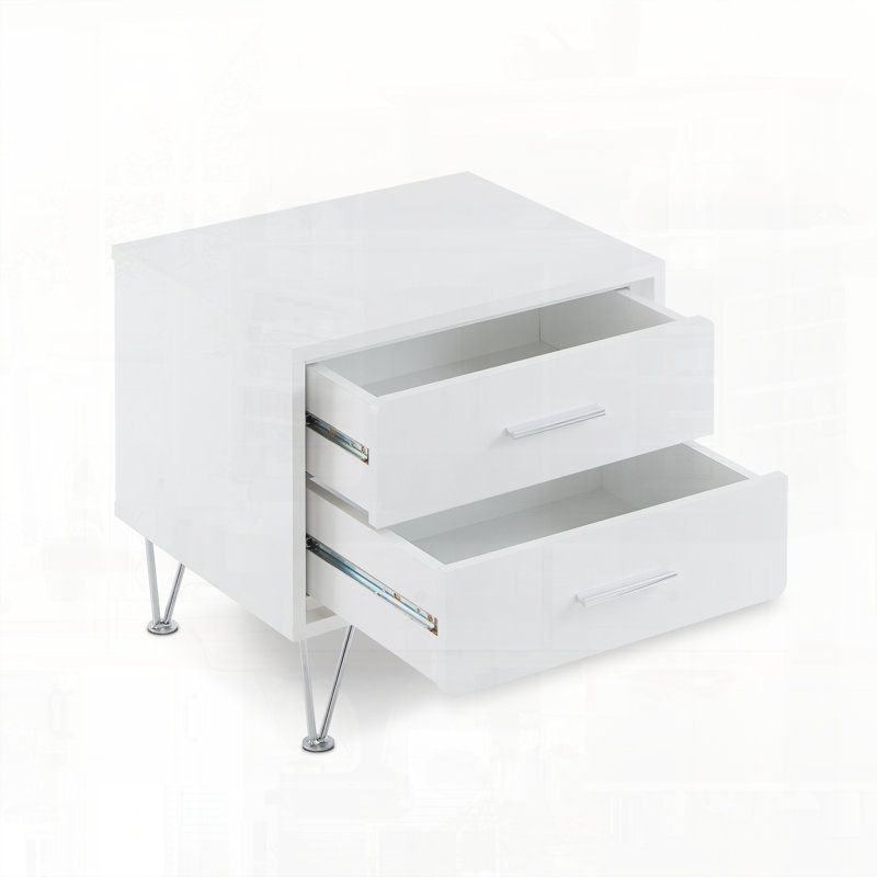 Table d'appoint à finition blanche avec style de décoration intérieure contemporaine