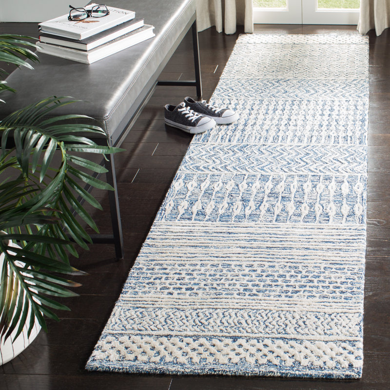Ambr Hand Tufted Viscose/Wool Oriental Rug in Ivory/Navy, Runner 2'3" x 8'