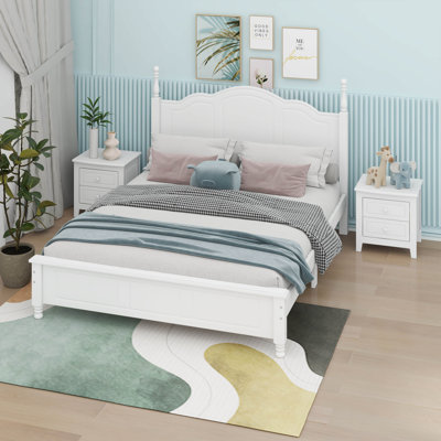 Ensemble de chambre à coucher 3 pièces, lit plateforme en bois et deux tables de chevet