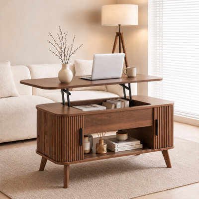 Table basse rectangulaire à plateau relevable avec rangement dissimulé et tablette ouverte, table basse avec portes coulissantes cannelées