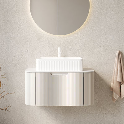 Meuble-lavabo de salle de bain 30 po Dina, armoire de rangement de salle de bain rayée à bords arrondis flottants avec tiroir, lavabo rectangulaire en céramique blanche et plateau en pierre frittée blanc de Carrare, pré-assemblé, couleur blanche