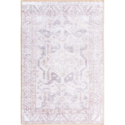Tapis géométrique gris