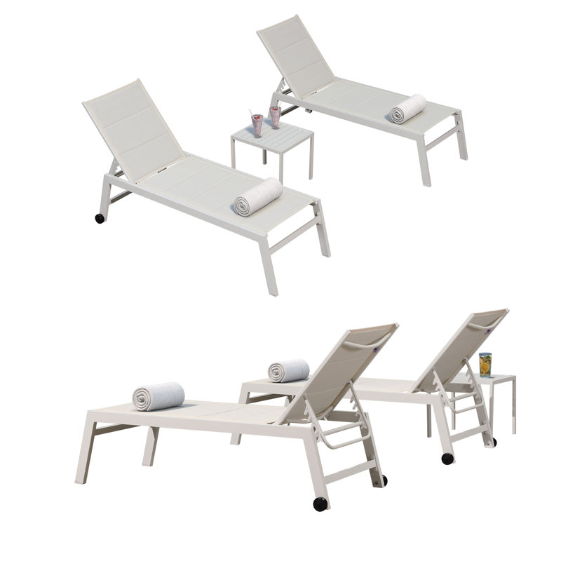Chaise longue d'extérieur en métal avec table, Blanc