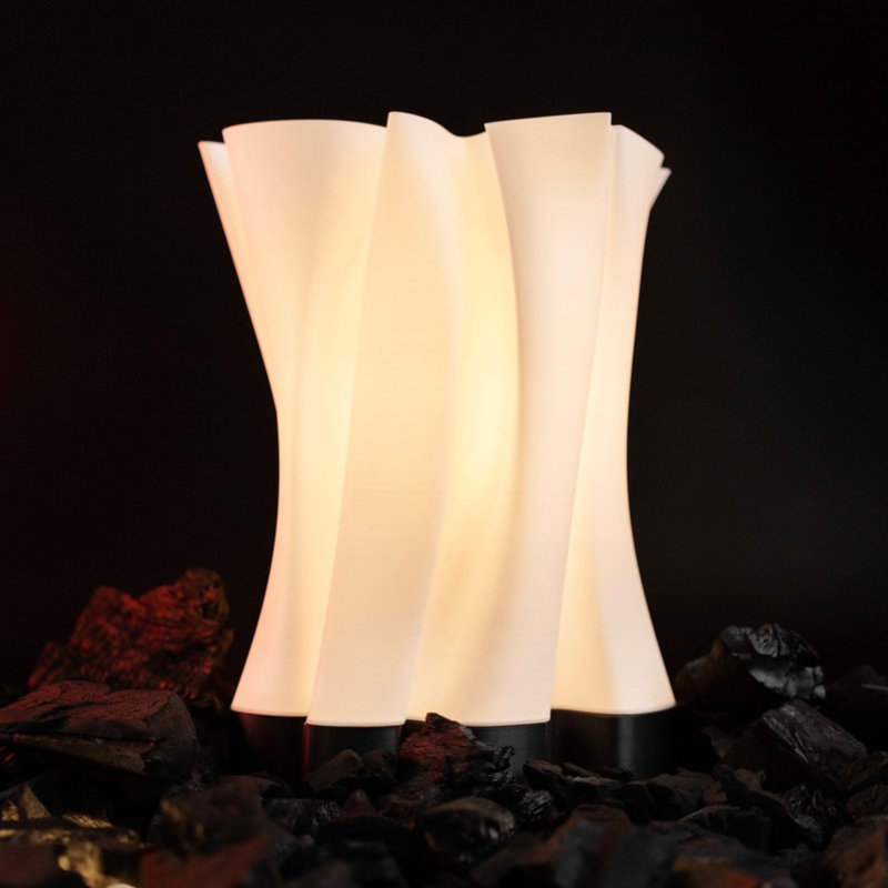 Lampe de table moderne à DEL à intensité variable en plastique PLA 13,5 "Flame Teagan, Noir