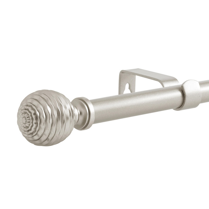 Tringle à rideaux simple 5/8 po avec faiteaux Boule, 48” – 84”, Argent