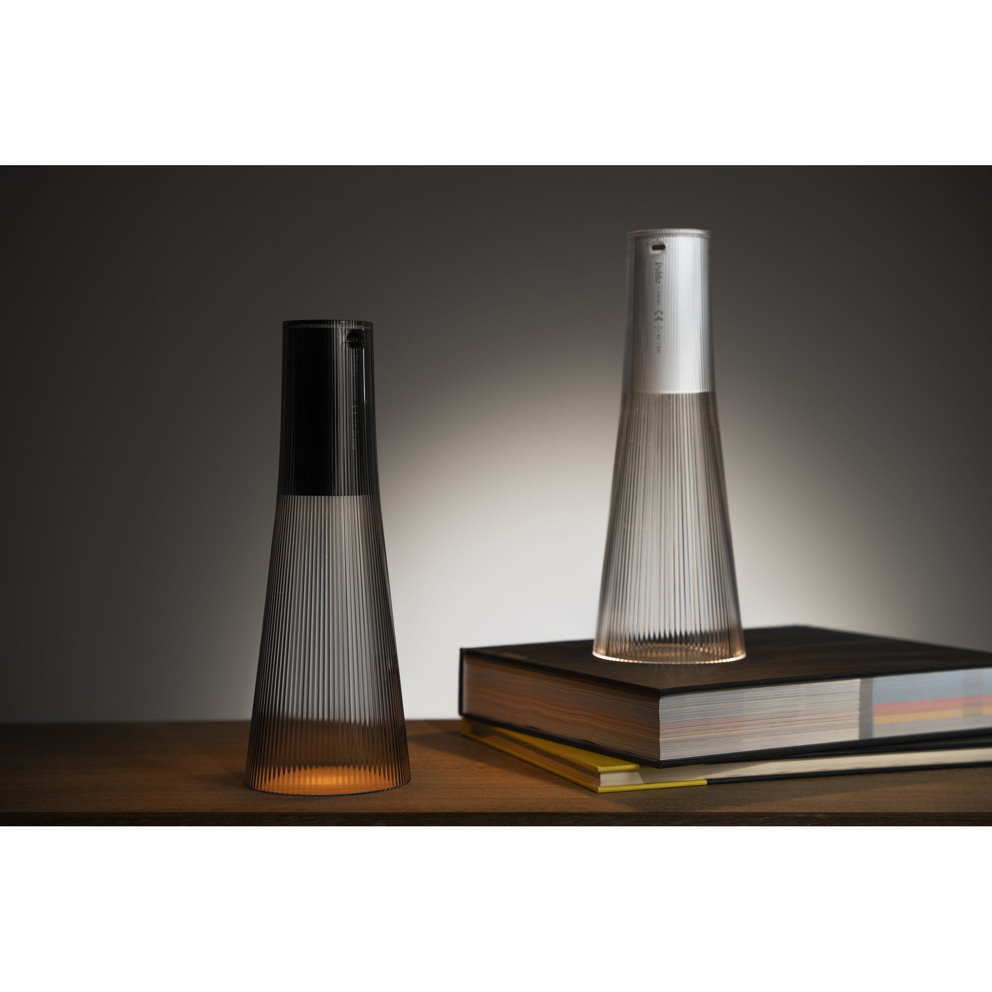 Candél Portable Table Lamp, Black/Smoke