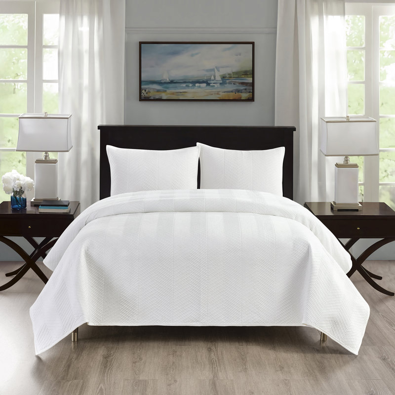 Pointehaven White Velvet Oversized Chevron Quilt Set, Twin/Twin Extra Long, White