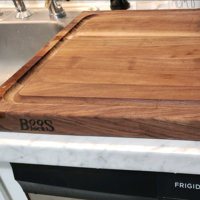 John Boos Block WAL-2317 Blended Walnut Wood Edge Grain Cutting Board with Feet, 23.75 Inches x 17 Inches x 1.5 Inches