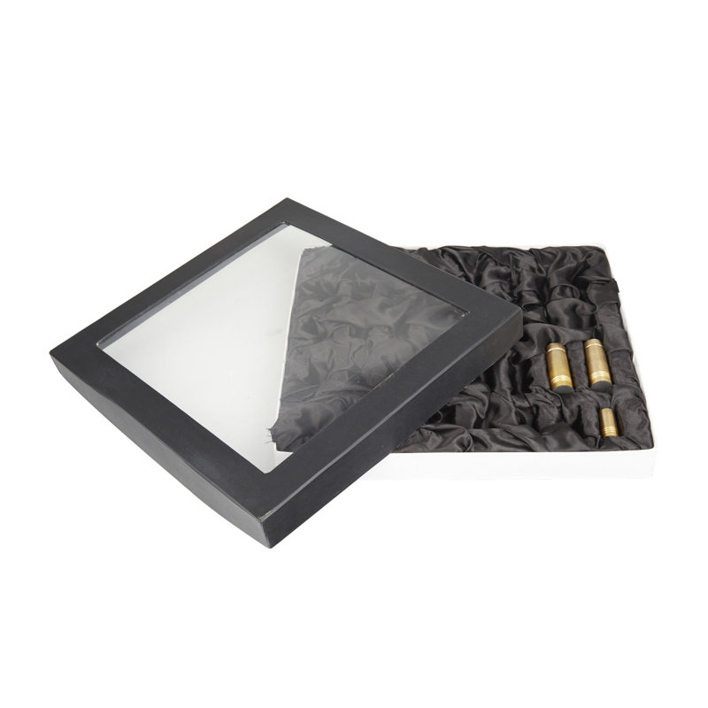 Ensemble de jeu en aluminium Neta, H 3,85 po x L 14 po x l 14 po, Doré / Noir