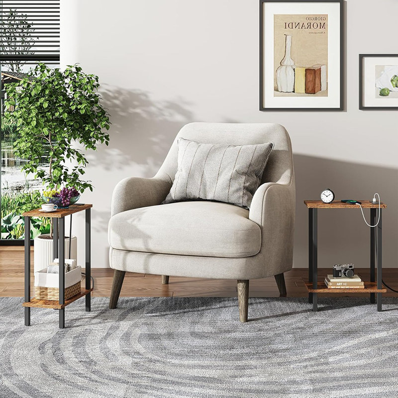 Petite table de bout avec station de charge, table d'appoint étroite avec ports et prises USB, ensemble de 2, table de canapé Skinny, table de chevet mince, salon, chambre à coucher, brun TB01BB0602