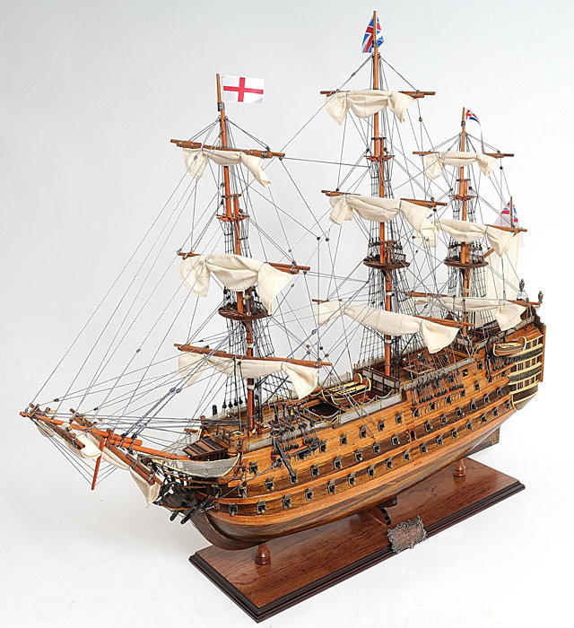 Bateau miniature Alfreida HMS Victory, brown