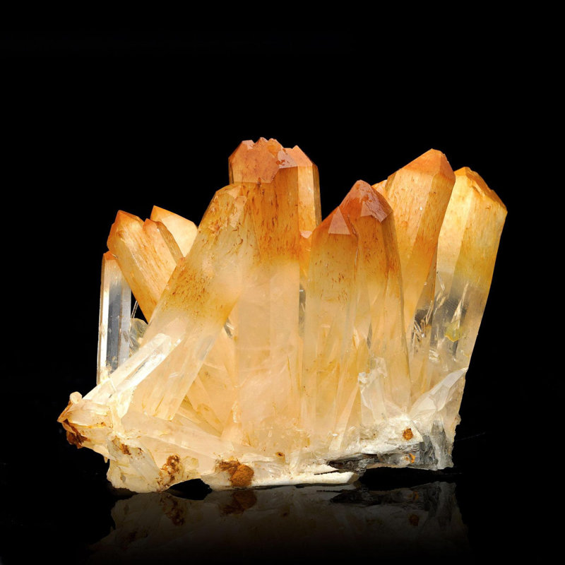 Mango Quartz avec Halloy site Ver. IV