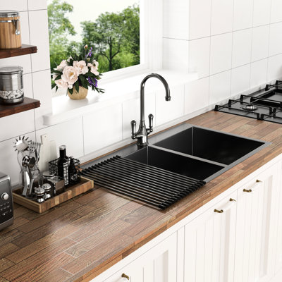 Évier de cuisine à double cuve en acier inoxydable de calibre 18 - bronze à canon 33 po x 22 po, utilisateur - pour l'emballage inclus