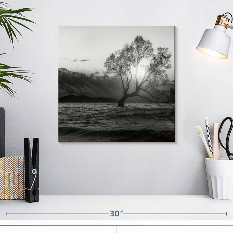 Nicci Lake Wanaka BW, 16" H x 16" W