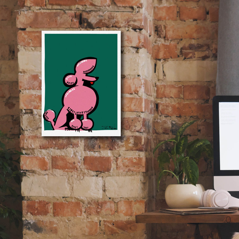 "Caniche rose" par Irena Orlov, H 16 po x l 12 po