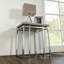 Table d'appoint carrée de style minimaliste moderne