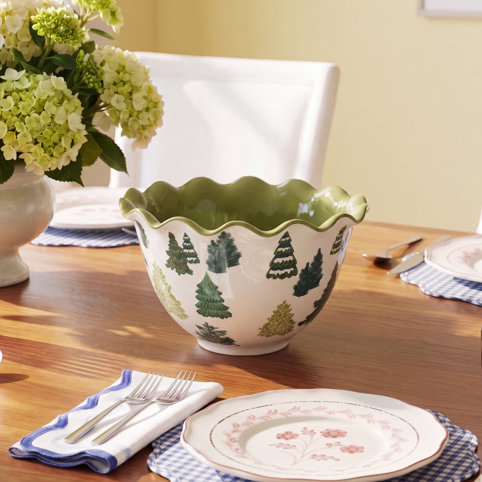 Balsam and Berry Serving Bowl