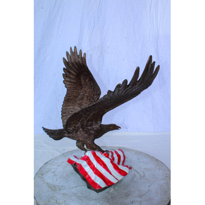 Statue d'aigle à tête blanche en bronze sur base du drapeau américain 21 po x 14 po x H 22 po