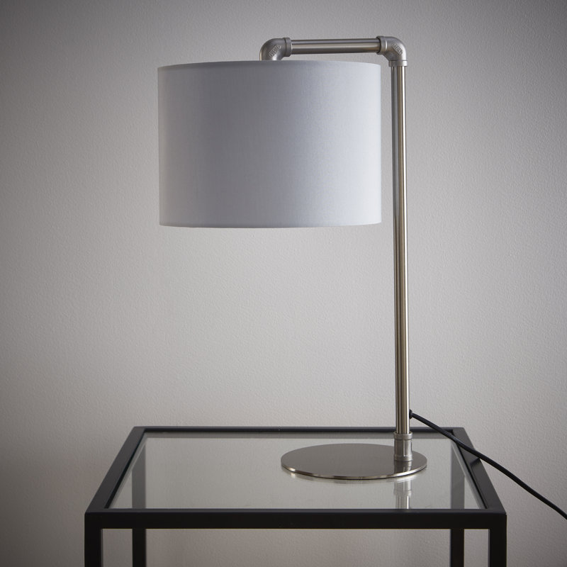 Kulpeksa Metal Arched Lamp