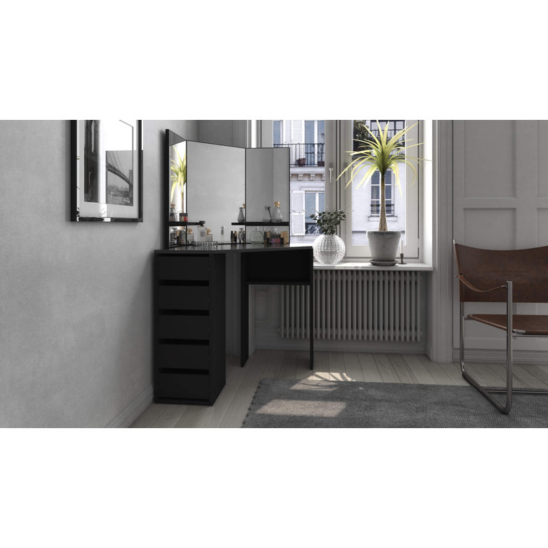 Eniee Vanity