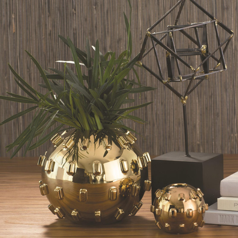 Thielo Vase, 6.5" H x 7.5" W x 7.5" D, Matte Black