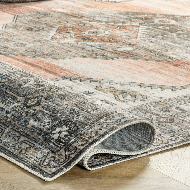 Gracie SpinClean Distressed Medallion Machine Washable Area Rug, Runner 2'6" x 8'