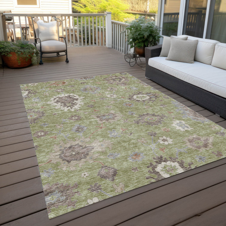 Lummus Washable Damask Indoor / Outdoor Rug