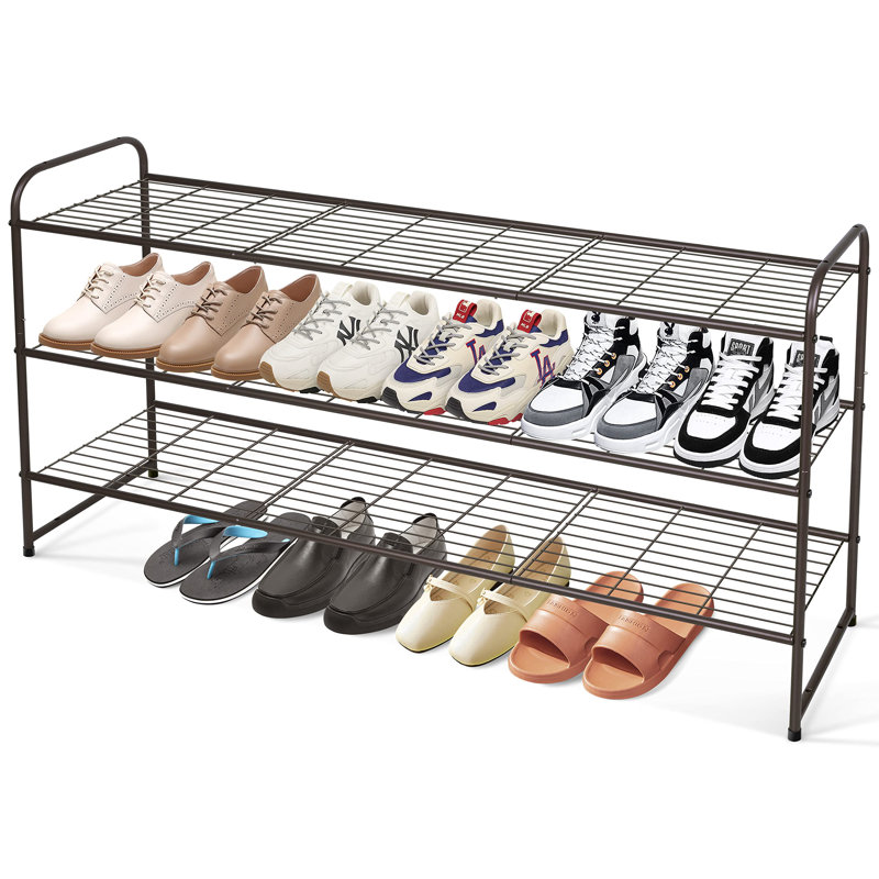 Étagère à chaussures à 3 niveaux pour vestibule de plancher pour garde-robe, étagère à chaussures empilable en métal pour 24 paires de chaussures de sport pour hommes avec grille métallique pour chambre à coucher, bronze