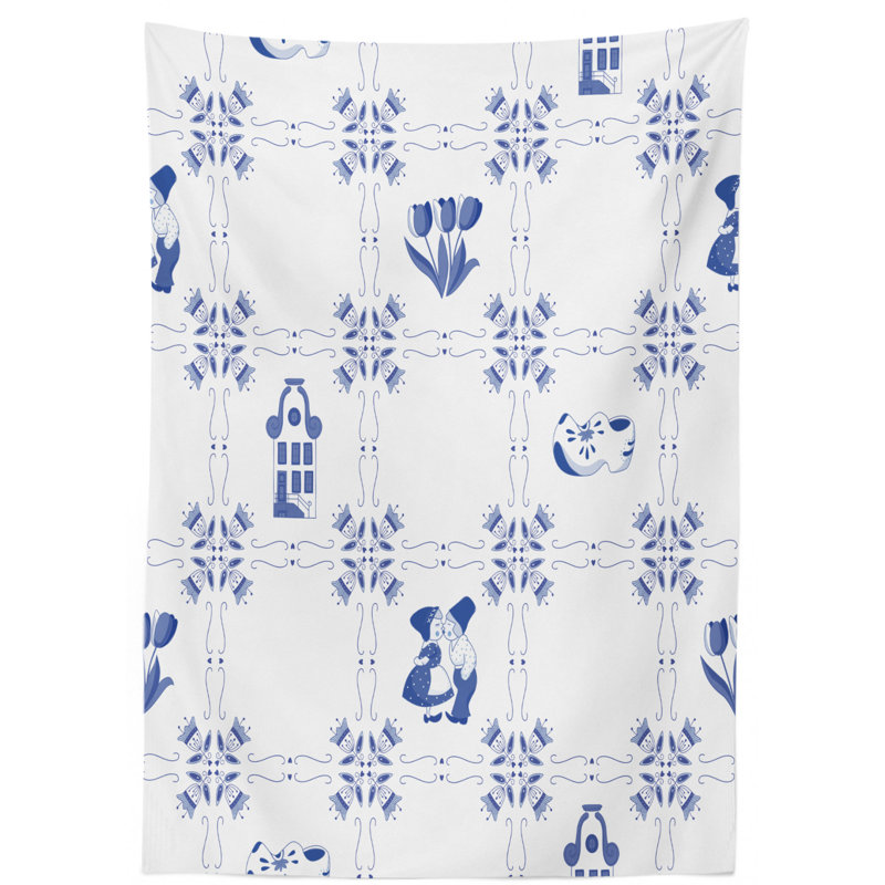 Quatrefoil Geometric Tablecloth, 90" L x 60" W