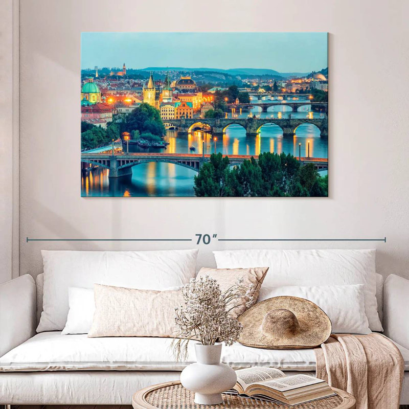 Nicci, la ville de Prague le soir, H 32 po x l 48 po