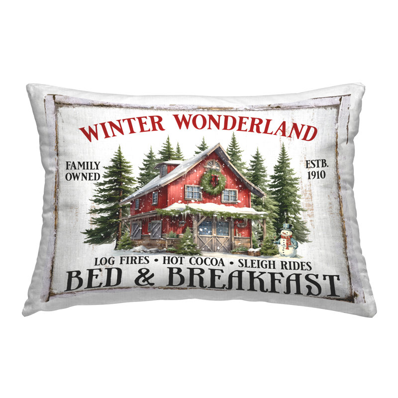Coussin décoratif imprimé Winter Bed & Breakfast par Creatif Belle