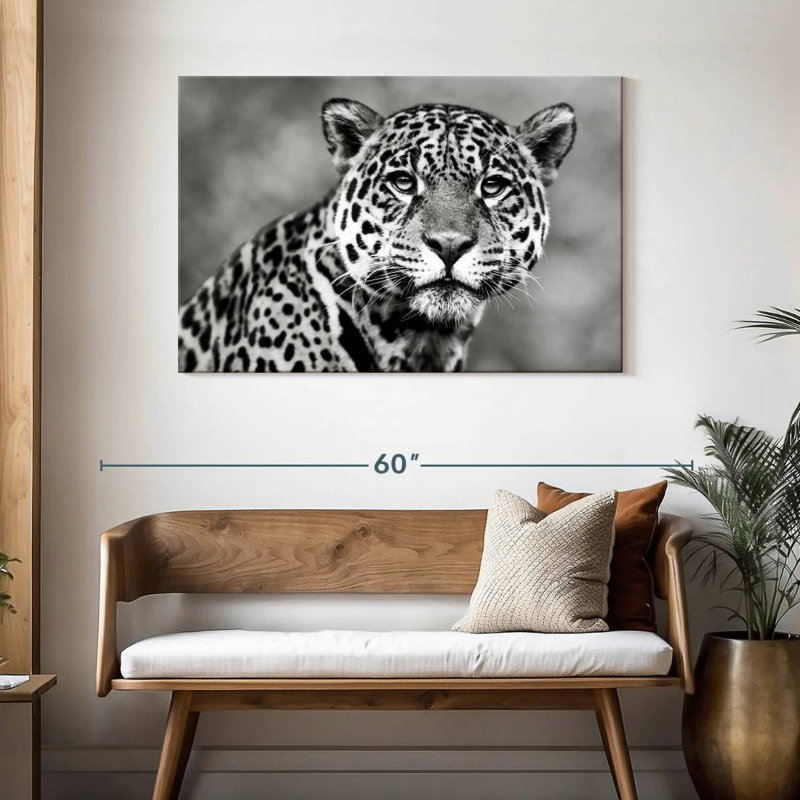 Jaguar Brampt monochromatique, H 30 po x l 45 po