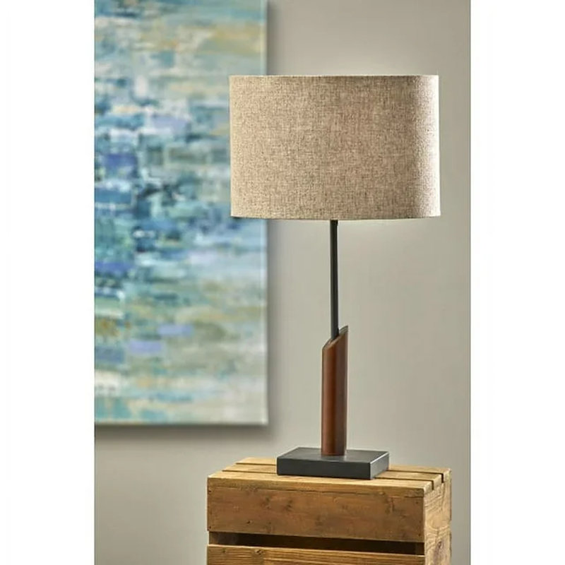 Lampe de table brune 22,5 po Doughty