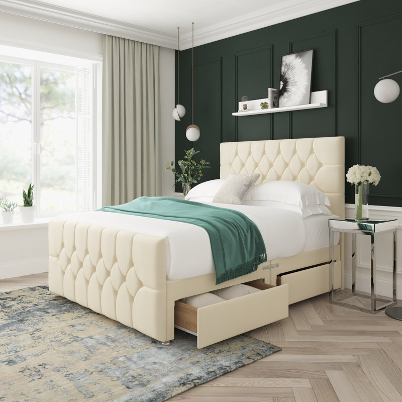 Upholstered Divan Bed, Double (4'6), Cream, 4 Drawers