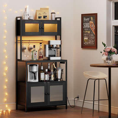 Étagère de boulanger à 5 niveaux avec armoire de rangement, station de café avec prise de courant et lumières DEL, support à micro-ondes industriel avec tablettes et armoire de rangement pour la cuisine (noir)