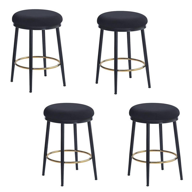 Ensemble de 4 tabourets de comptoir 24,75 po, ensemble de 4 tabourets de comptoir noirs avec structure en fer, coussin éponge, repose-pieds, convient à la cuisine / chambre à coucher / salle à manger.