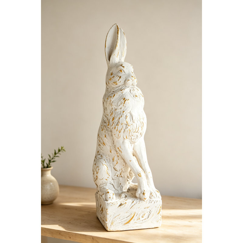 Grande figurine de lapin assis en magnésium avec finition blanche antique et base piédestal élégante, parfaite pour un décor rétro