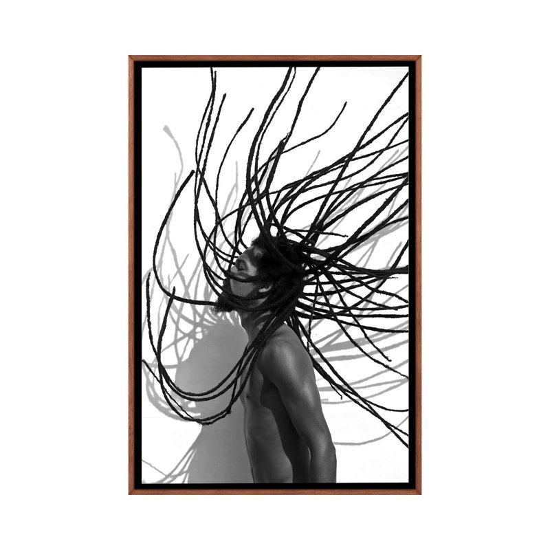 "Locs" par Gregory Prescott, impression, Pas de tapis, H 26 po x l 18 po x 1,5 po, Toile avec cadre en bois brun classique